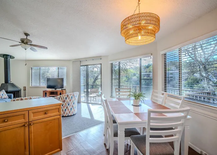 Midweek Waterfront Retreat Near Austin, Pool & Hot Tub No 5 Rain Lily
