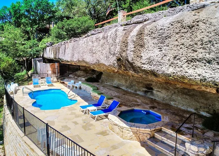 Perfect Remote Worker Hideaway Near Austin With Pool And Hot Tub No 16 Lantana